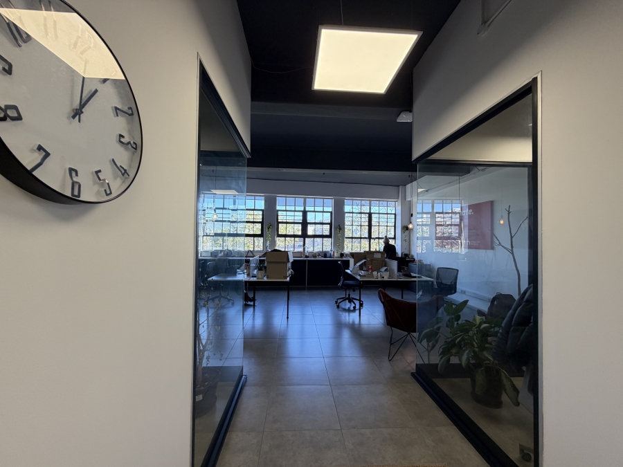 To Let Commercial Property for Rent in Woodstock Western Cape